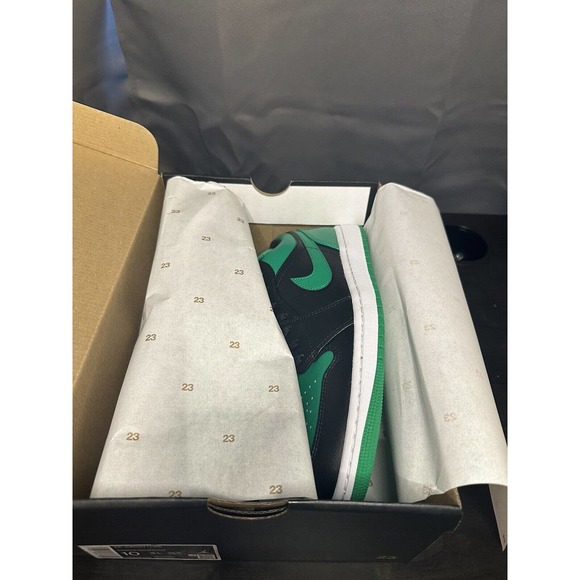 New Air Jordan 1 Low “Black Lucky Green” (553558-065) Men’s Size 10! Ship Fast1 - Picture 6 of 7